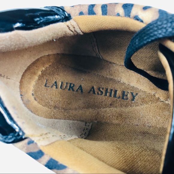 🚨HP!! leopard print Laura Ashley shoes NWOT - Picture 5 of 6